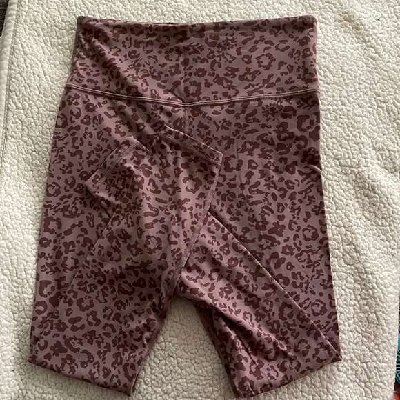 Athleta Elation Ultra High Rise Tight, M, pink cheetah - Picture 1 of 2